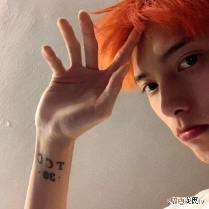 真人男头像，耍酷的帅气男生头像真人图片