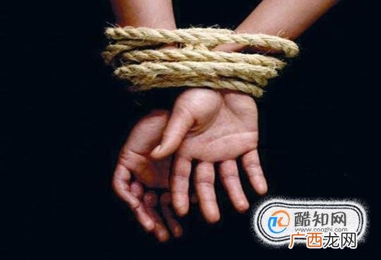 绑架罪与敲诈勒索罪区别?