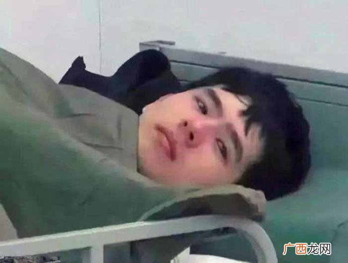 吴昕张艺兴，鹿晗吴昕张艺兴热巴刘昊然邓超……盘点明星起...
