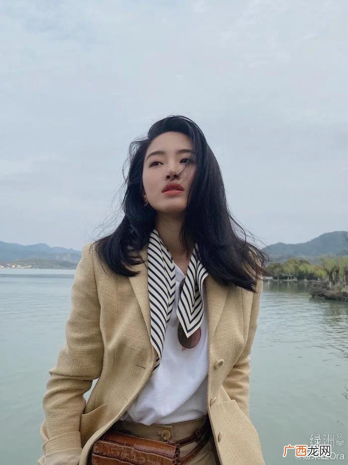 杨采钰高级，杨采钰的法式高级感到底是一种什么感