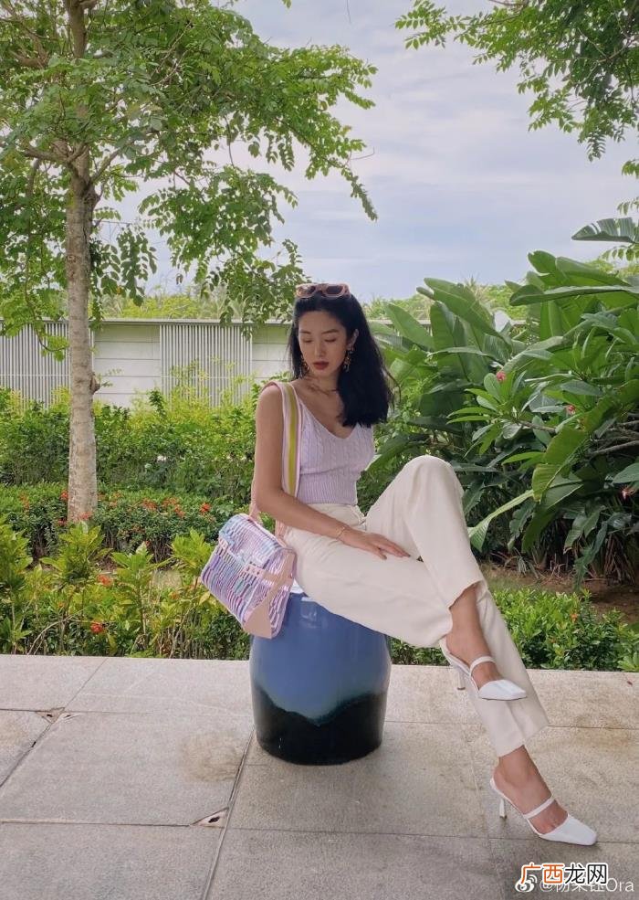 杨采钰高级，杨采钰的法式高级感到底是一种什么感