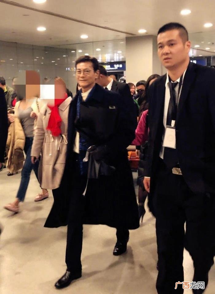 郑少秋不老，72岁不老男神郑少秋连唱带跳演绎金曲又演古装剧