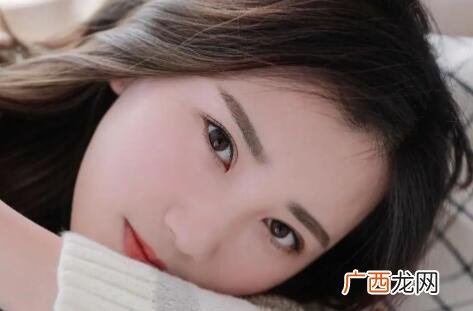 女生聊天暗示男生我喜欢你的话，看不懂就亏大了