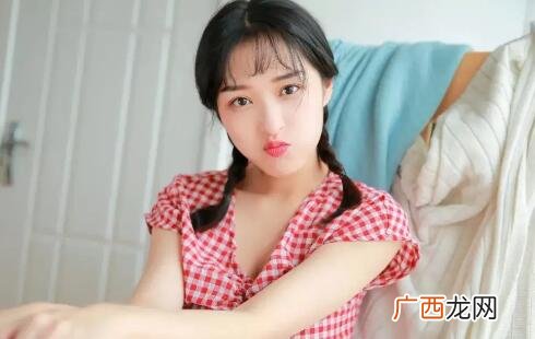 女生聊天暗示男生我喜欢你的话，看不懂就亏大了