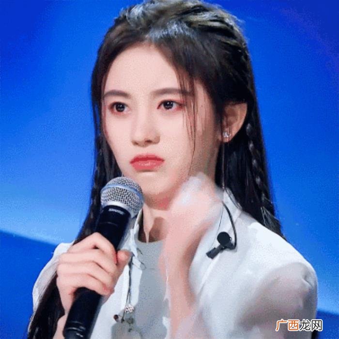奚梦瑶老公，奚梦瑶老公这甜蜜黏人小奶狗人设是不是太刻意了