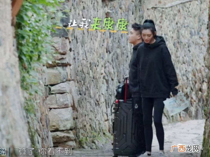 奚梦瑶老公，奚梦瑶老公这甜蜜黏人小奶狗人设是不是太刻意了