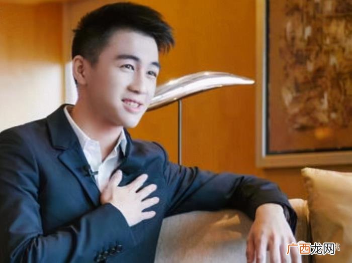奚梦瑶老公，奚梦瑶老公这甜蜜黏人小奶狗人设是不是太刻意了