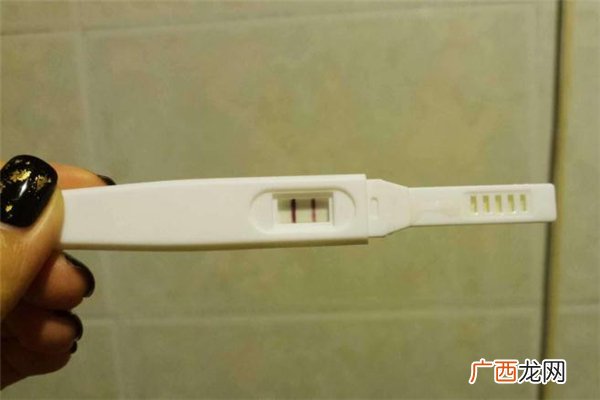 验孕棒尿淋到显示区还可以用吗 验孕棒尿淋了观察窗准吗