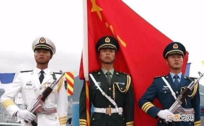 李幼斌少将，李云龙的演员李幼斌在现实中也是少将