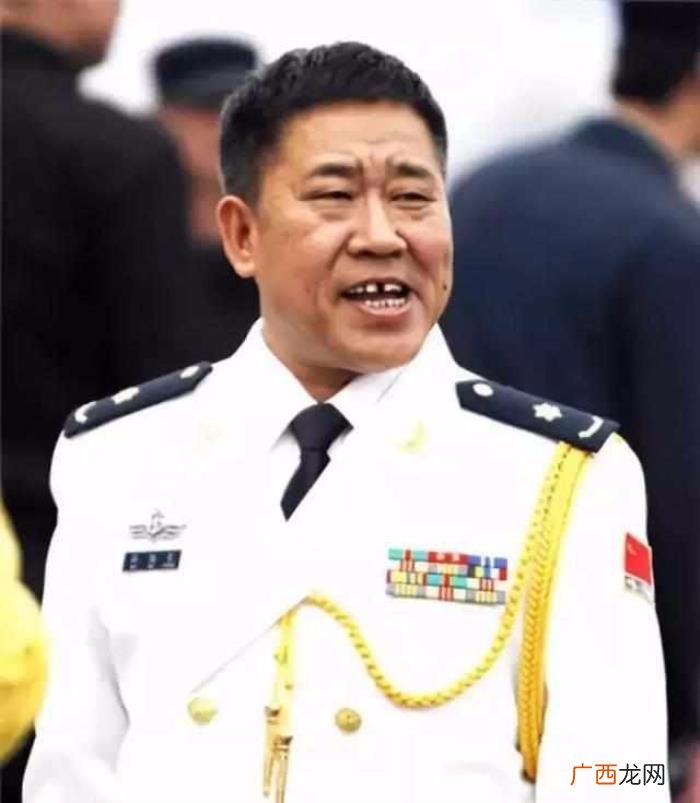 李幼斌少将，李云龙的演员李幼斌在现实中也是少将