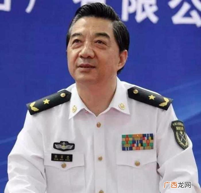 李幼斌少将，李云龙的演员李幼斌在现实中也是少将