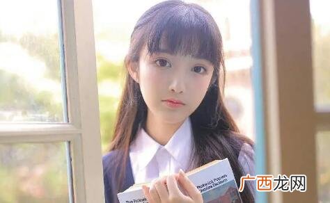 刚开始追女生的时候聊什么可以拉进关系？
