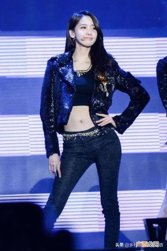 林允儿图片，超级好身材世界级女神林允儿写真美图集
