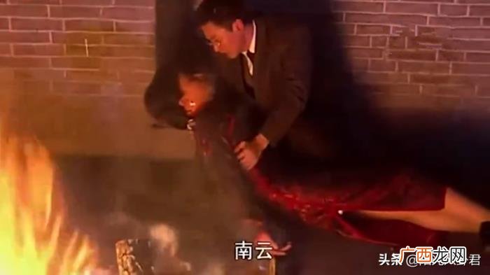 演员女周杰，周杰昔日拍戏被扒对女演员苏瑾咸猪手