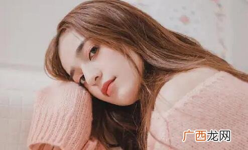 喜欢的女生从来不主动找你聊天,该怎么?