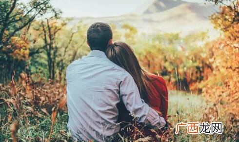 如何把身边的女性朋友，聊成女朋友？