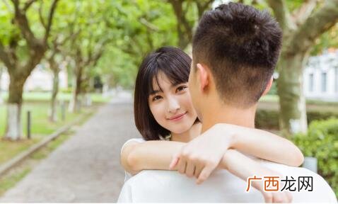 如何把身边的女性朋友，聊成女朋友？