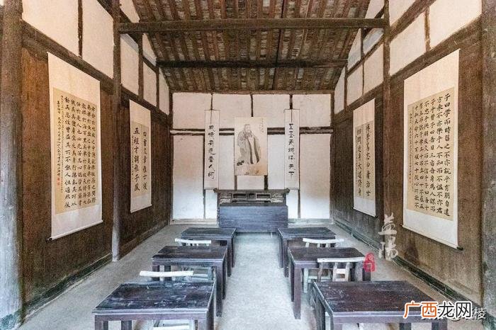 周立波故居，这村子有一座200多年历史的周立波先生故居