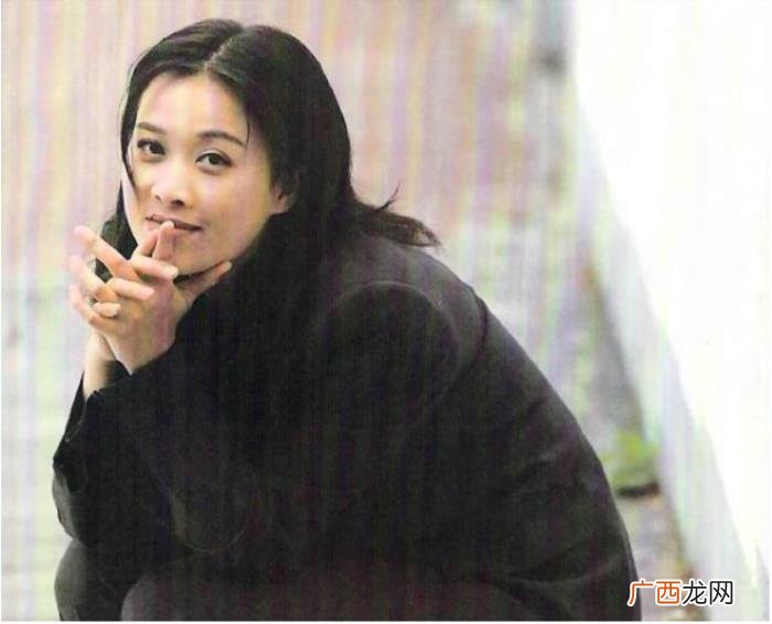 那英是天后，年轻时候的天后那英也是一枚小甜妹啊