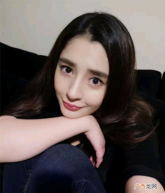 李心艾罗晋，李心艾回复网友罗晋唐嫣生下龙凤胎