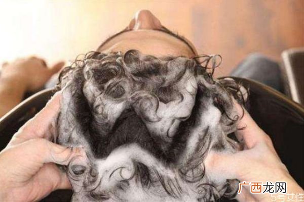 孕期能洗头吗 怀孕初期可以弯腰洗头吗