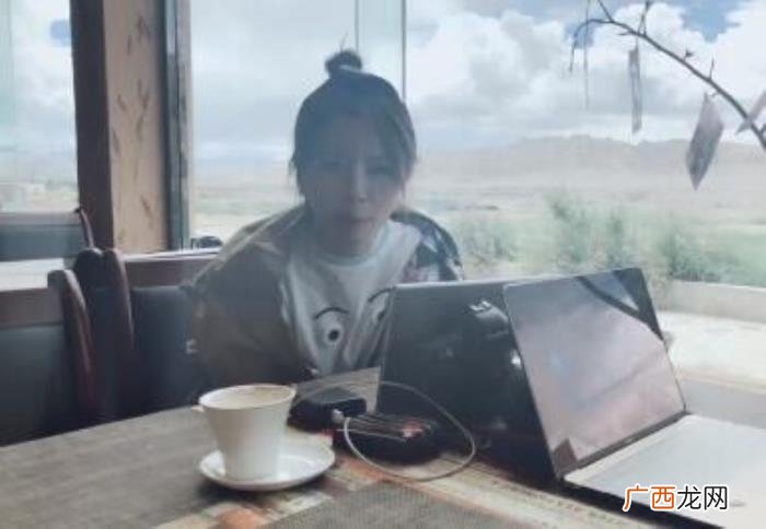 黄雅莉唱歌，黄雅莉在海拔3740米的札达县唱歌