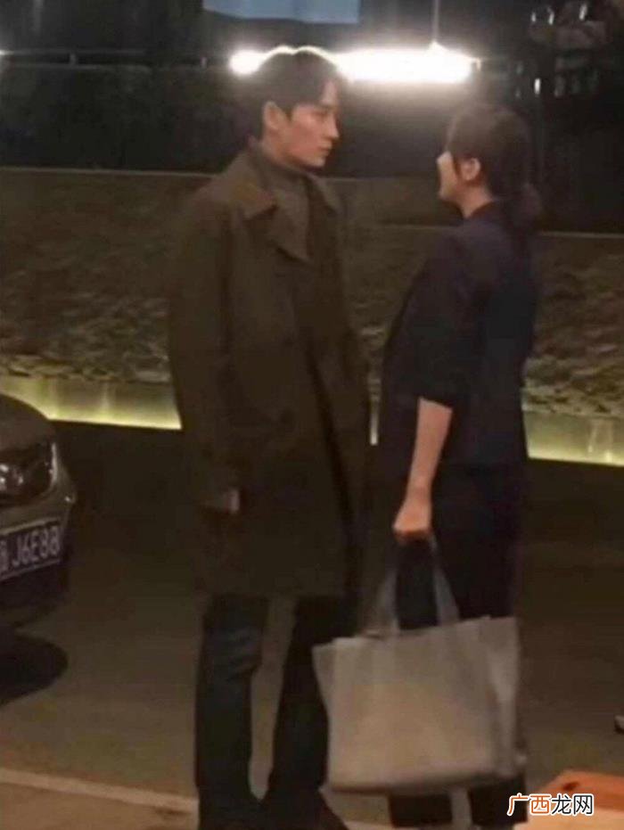 刘诗诗的脚，32岁刘诗诗一个勾腿踮脚少女气质真绝