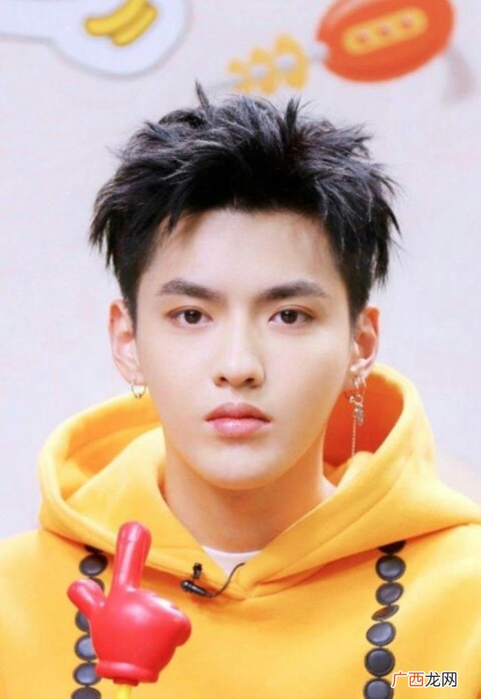 深扒吴亦凡，深扒顶流吴亦凡是如何与资本进行捆绑