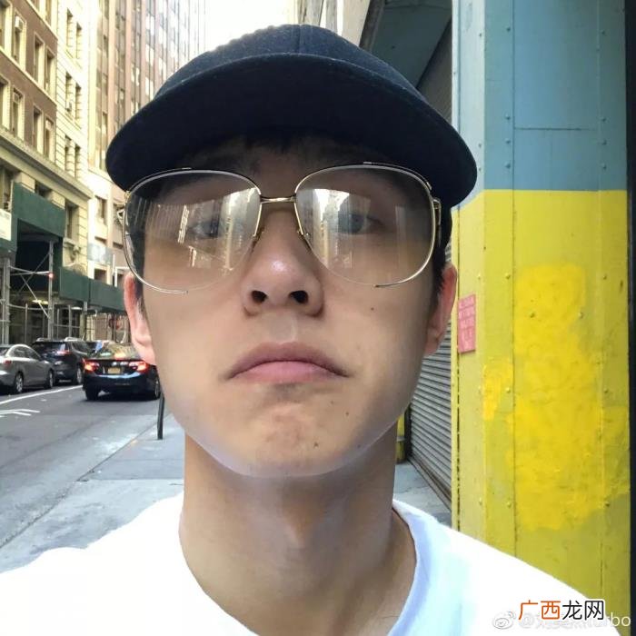 刘昊然胡歌,胡歌郑云龙刘昊然用魔鬼自拍告诉我们