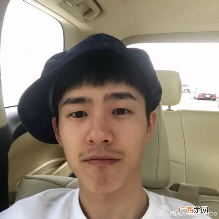 刘昊然胡歌,胡歌郑云龙刘昊然用魔鬼自拍告诉我们