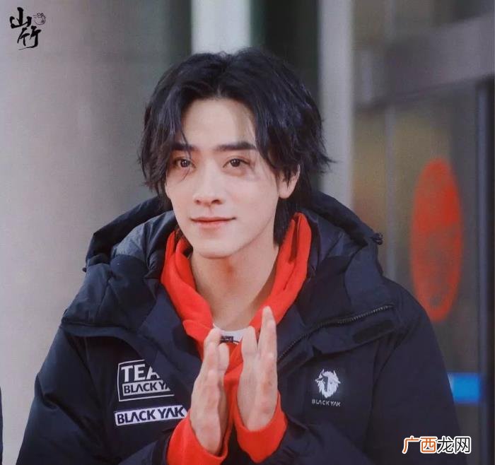 刘昊然胡歌,胡歌郑云龙刘昊然用魔鬼自拍告诉我们