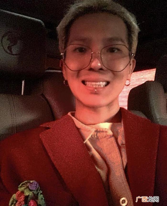 刘昊然胡歌,胡歌郑云龙刘昊然用魔鬼自拍告诉我们