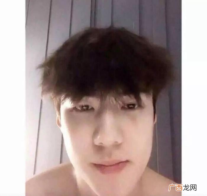 刘昊然胡歌,胡歌郑云龙刘昊然用魔鬼自拍告诉我们