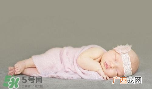 勒博耶分娩法的具体步骤是什么?勒博耶分娩法有哪些优点?