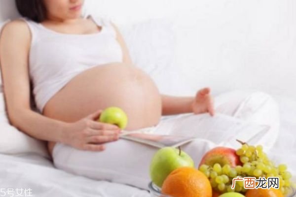 孕妇便秘可以用力拉吗 从饮食上改善