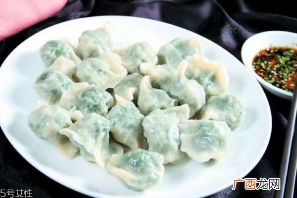 孕妇可以吃荠菜水饺吗 孕妇吃了荠菜会怎样