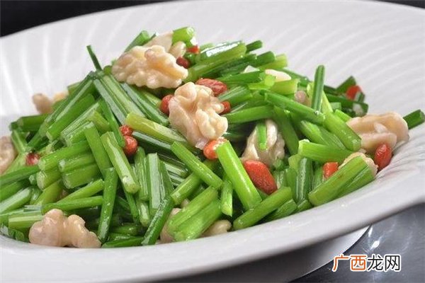 孕妇可以吃韭菜花吗 不能过量食用