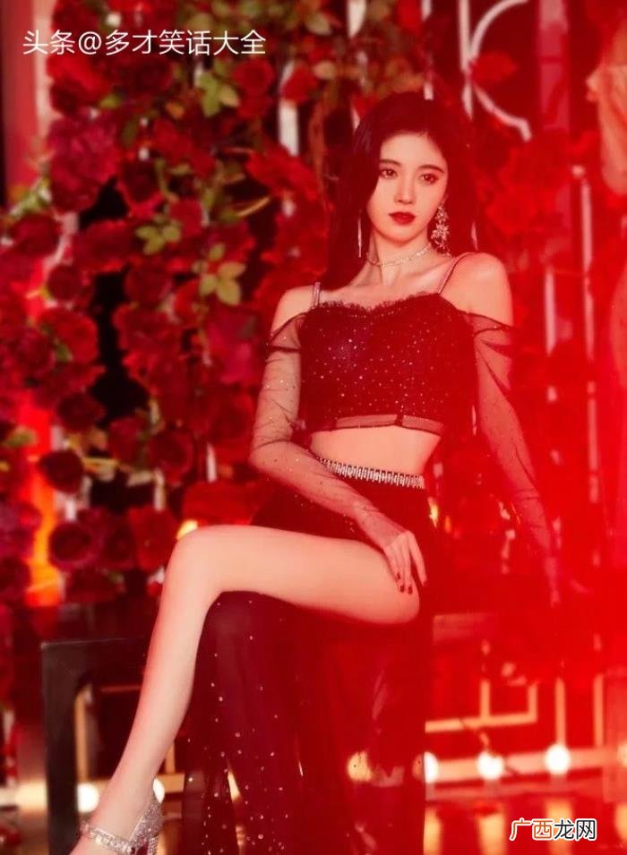 爱未央 鞠婧祎跳舞，鞠婧祎小蛮腰在MV跳火辣热舞
