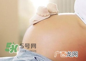 剖腹产真的不疼吗？20位产后妈妈告诉你剖腹产有多疼