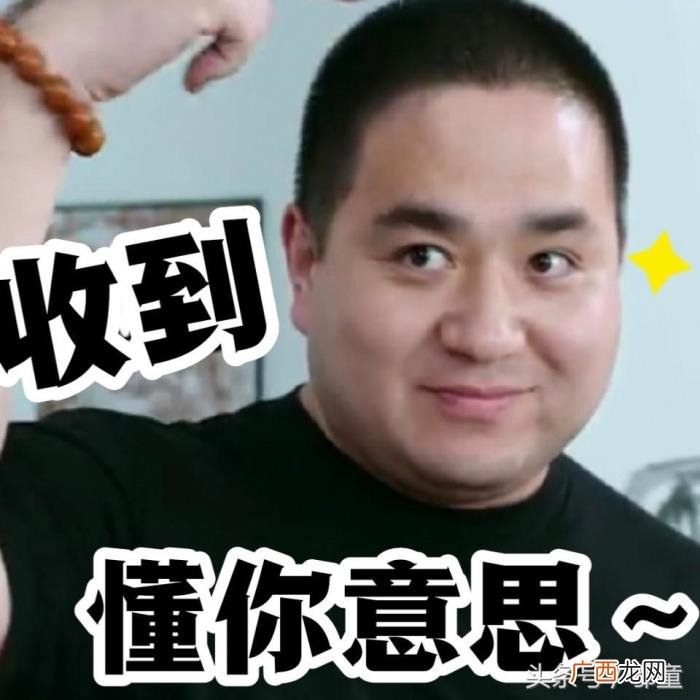 千玺背影图，易烊千玺更新ins发布他在中戏背影照