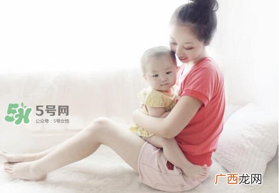 分娩后体重减多少正常？生完孩子后体重会下降多少？