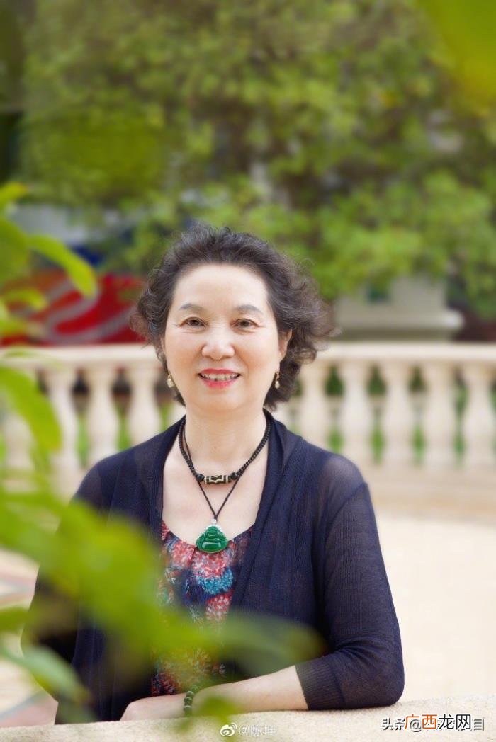 陈坤的微博，43岁陈坤发微博为68岁母亲庆生