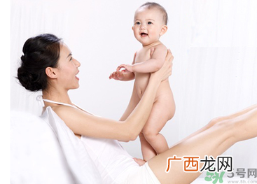 月子里怎么去妊娠纹？月子里吃什么可以去妊娠纹？