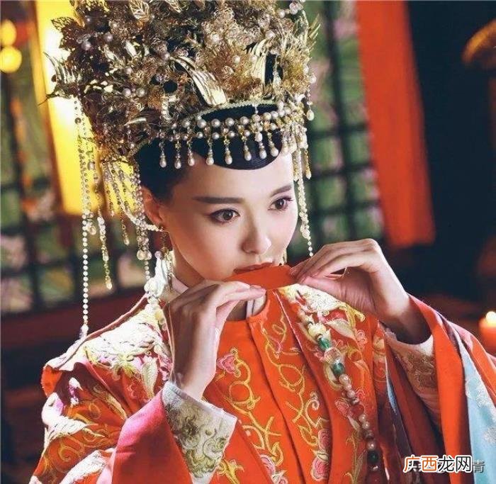 唐嫣与郑爽，假如杨幂唐嫣刘诗诗郑爽都入宫进行宫斗