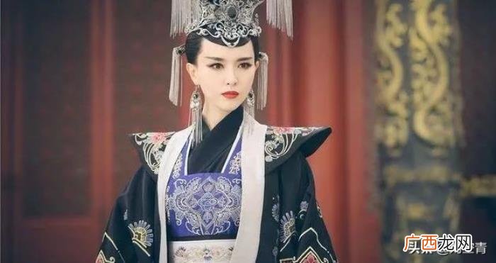 唐嫣与郑爽，假如杨幂唐嫣刘诗诗郑爽都入宫进行宫斗
