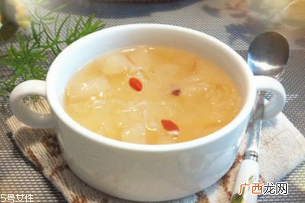 孕期水肿吃什么缓解 教你从饮食上缓解水肿现象