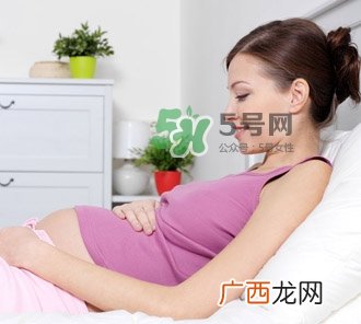 孕妇催产的方法有哪些？打催产针好吗？
