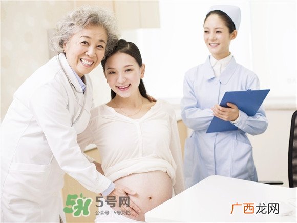 孕妇催产的方法有哪些？打催产针好吗？