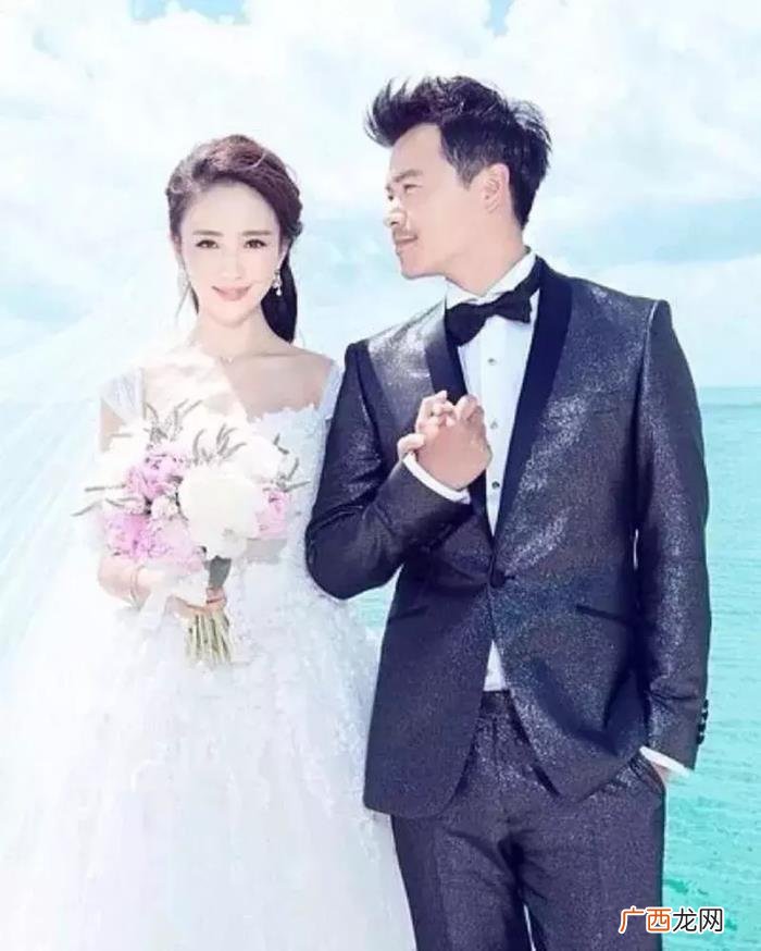 佟丽娅婚礼，佟丽娅7年前婚礼照3对夫妇都离婚