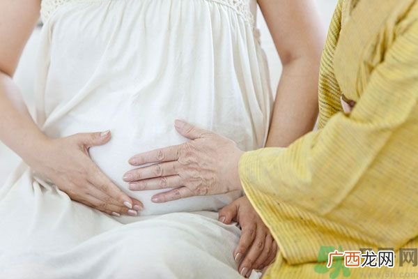 生孩子痛吗?需要医生猛压肚子吗?